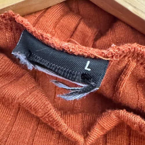 Orange blouse like new, size L