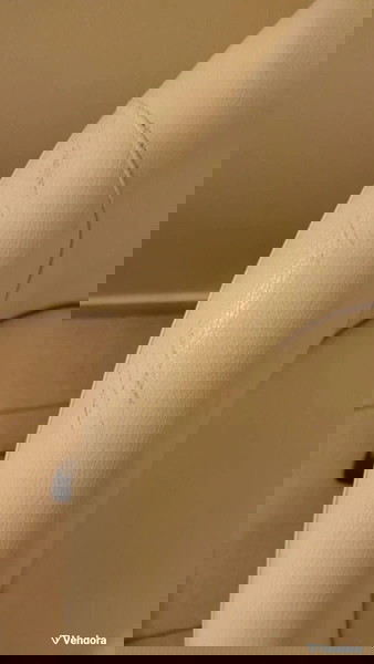 Τροχήλατη πολυθρόνα SKRUVSTA ΙΚΕΑ (ikea) και γραφειο (όχι ΙΚΕΑ)