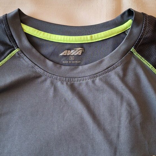 Men's T-shirt like new, size M, black and gray