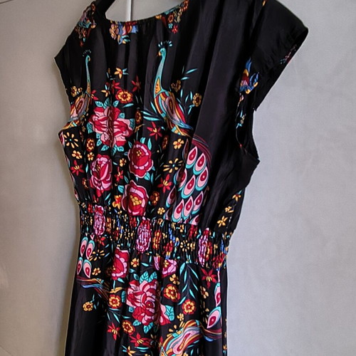 Asymmetric boho maxi dress with peacock and floral pattern, black