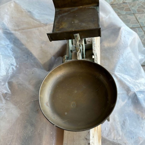 Old scale used from 1950-1960