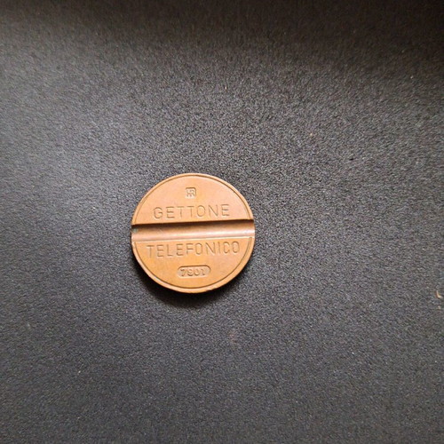Collectible Italy telephone token Gettone Telefonico used