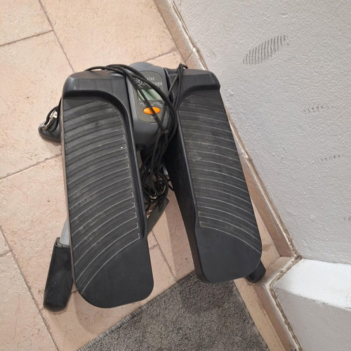 Stepper twister and shape like new