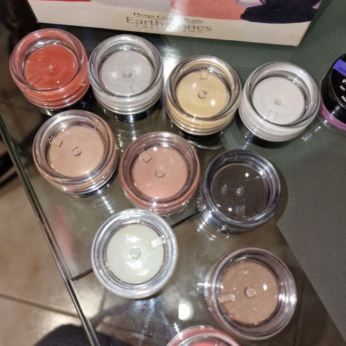Acrylic powders like new for building and nail art