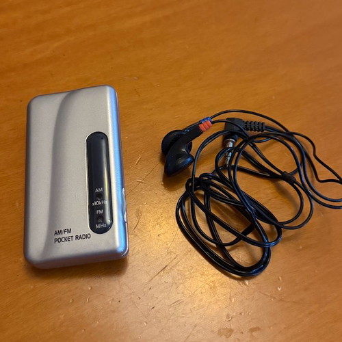 Day Break AV-R2004 Pocket Radio AM/FM used with headphones