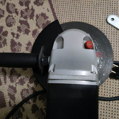 Skil Electric Grinder 230mm 2000w like new