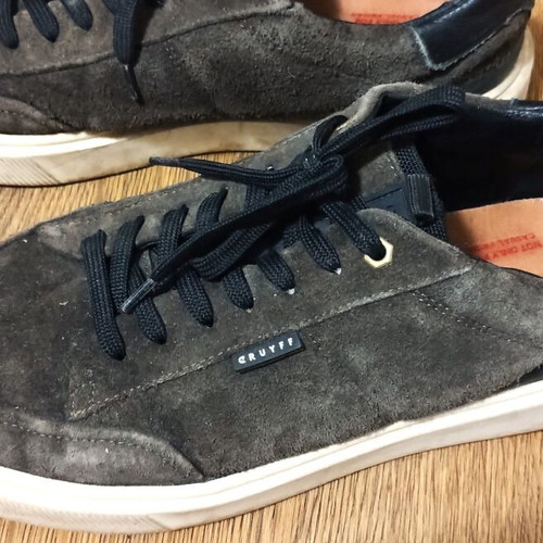 Cruyff sneakers size 44 like new, brown suede