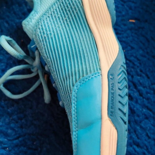 Adidas kids tennis shoes like new, blue, unisex size 34