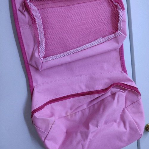 Toiletry bag that opens used for travel