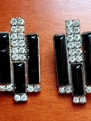 Vintage Art Deco earrings used, black and silver