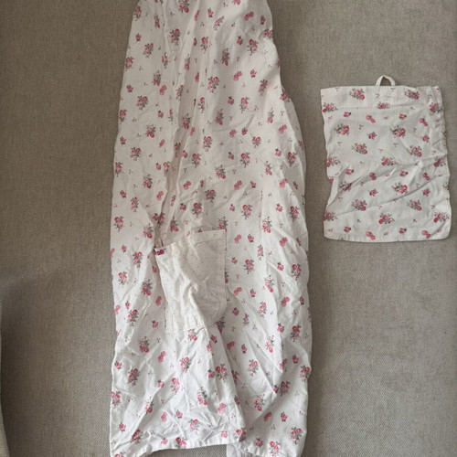 Minene breastfeeding cover like new