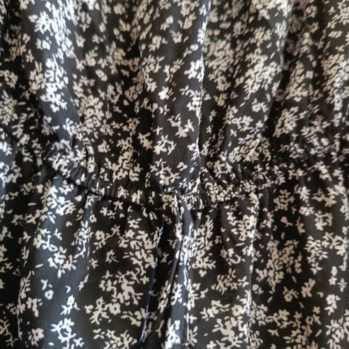Shein one-piece shorts like new, off-shoulder, black and white