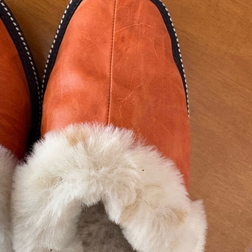 Winter Kastoria slippers like new, size 38, beige and orange