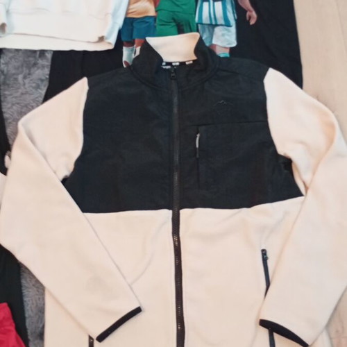 Set of 10 summer and winter clothes, size Small, Puma bag included