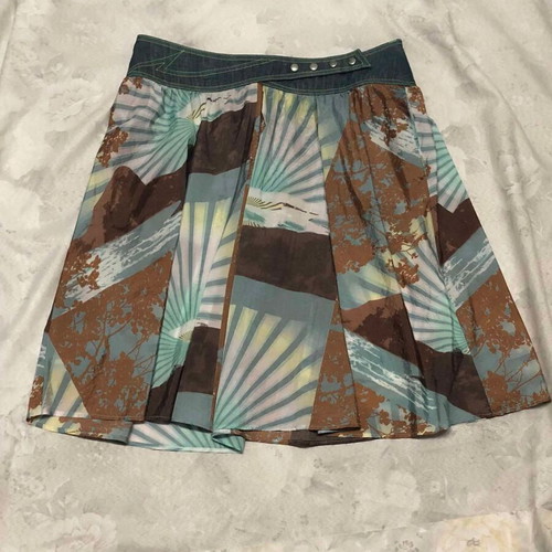CUSTO skirt like new, colorful, size 42 M/L