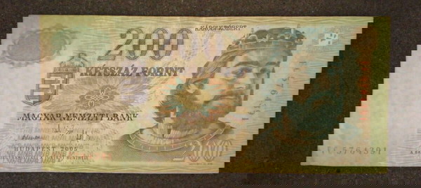 Oυγγαρια, 200 φιοριντ του2005