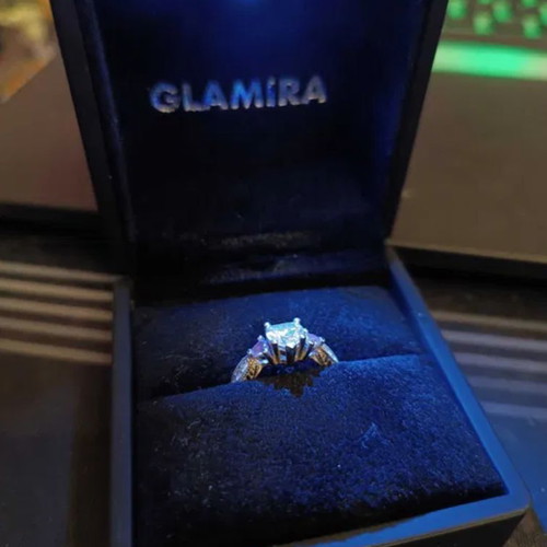 Erica Engagement Ring by Glamira like new, 14k white gold, moissanite 0.76 ct