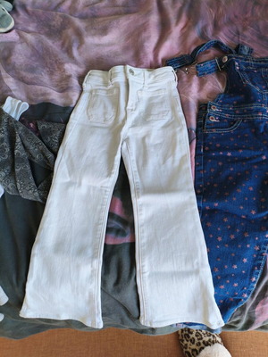 GAP kids clothes like new size 5, white and gray