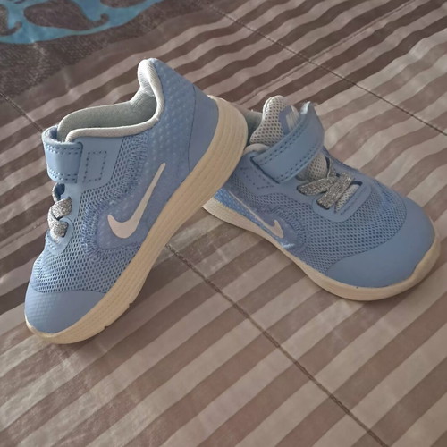 Nike Revolution 3 baby shoes size 19.5, like new