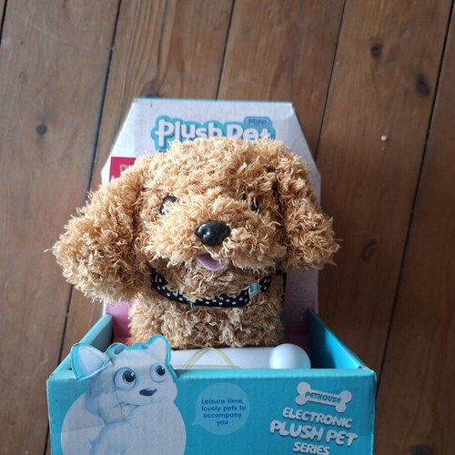 Plush Dog Toy new with batteries for movements