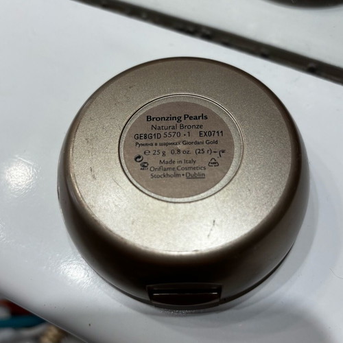 Oriflame bronzing pearls new, natural bronze color