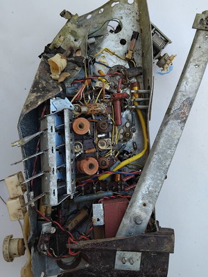 Old radio for spare parts