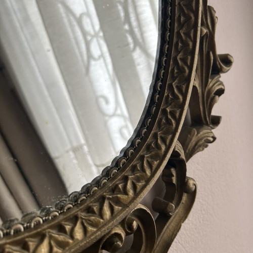 Baroque wall mirror used with gold acanthus leaf frame, polyresin