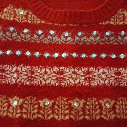 Italian jacquard sweater like new, red with strass
