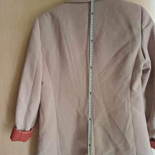 Toi&Moi beige women's blazer size S with coral lining