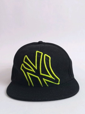 Καπέλο NEY YORK YANKEES νέο, μαύρο και κίτρινο