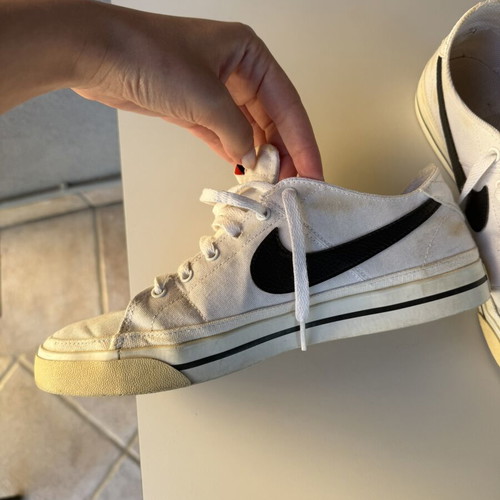 Nike canvas shoes used, size 43, white, athletic style