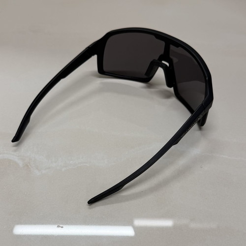 D.Franklin Wind Black sunglasses
