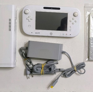 Nintendo Wii U White Complete + 6 Cib Games ΠΑΚΈΤΟ