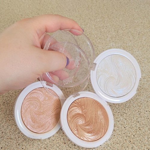 MUA Shimmer Highlight Powder set like new, 3 pieces
