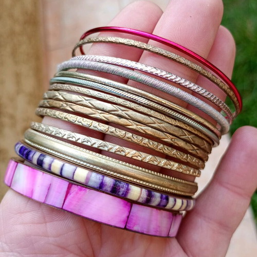 Metal bracelets used, pack of 14 pieces