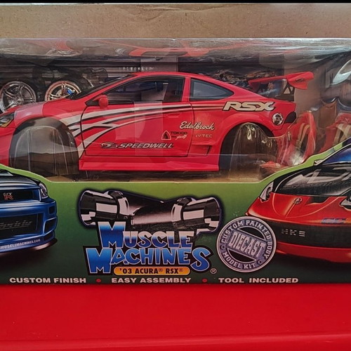 Muscle Machines ’03 Acura RSX California Tune It die-cast model 1:18
