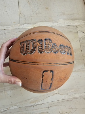 Wilson μπάλα μπάσκετ μέγεθος 7 μεταχειρισμένη, πορτοκαλί