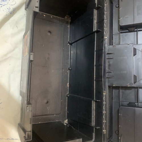 Large plastic toolbox like new with removable compartments