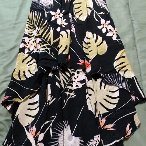 Asymmetric maxi skirt Benissimo like new, tropical floral print, size S