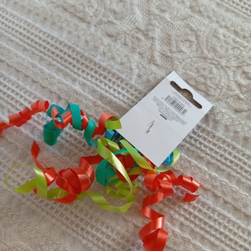 Gift packaging bows new