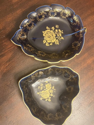 Haas & Czjzek vintage cobalt porcelain set with gold decoration like new, 2 pcs