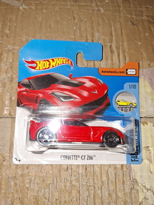 Hot Wheels Corvette C7 Z06 new