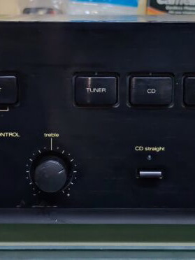 Luxman A-321 amplifier used