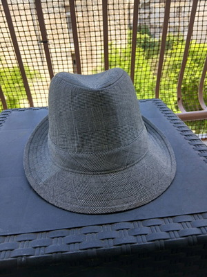 H&M men's hat used, size large, gray