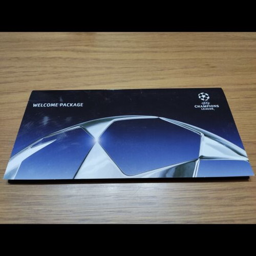 Olympiacos Valencia Champions League 2006 Welcome Package like new