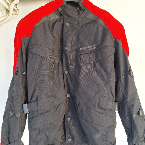 Dainese men's motorcycle jacket used, Large