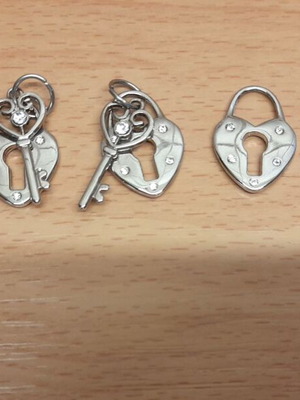 Pendant locks for jewelry, set of 3, new
