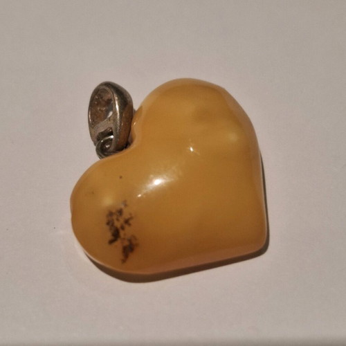Royal Heart pendant new, natural Baltic amber, yellow and silver