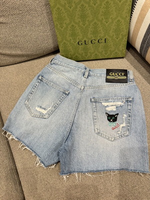 Gucci Distressed Denim Shorts Size 27 Never Worn Light Blue