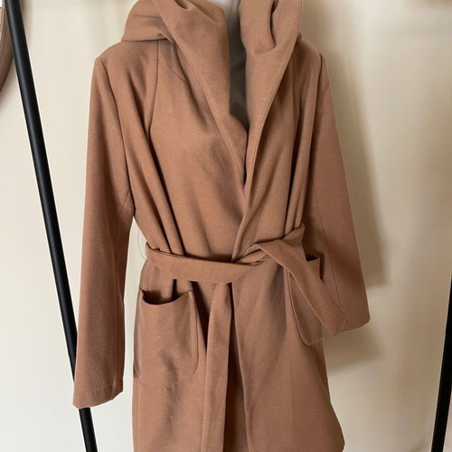 BSB coat like new, no40, brown